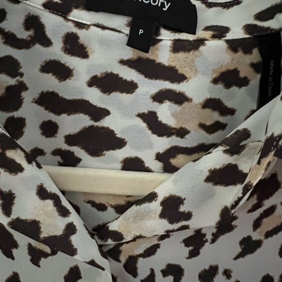 Theory Leopard Print Classic Button Down Blouse - Picture 5 of 8